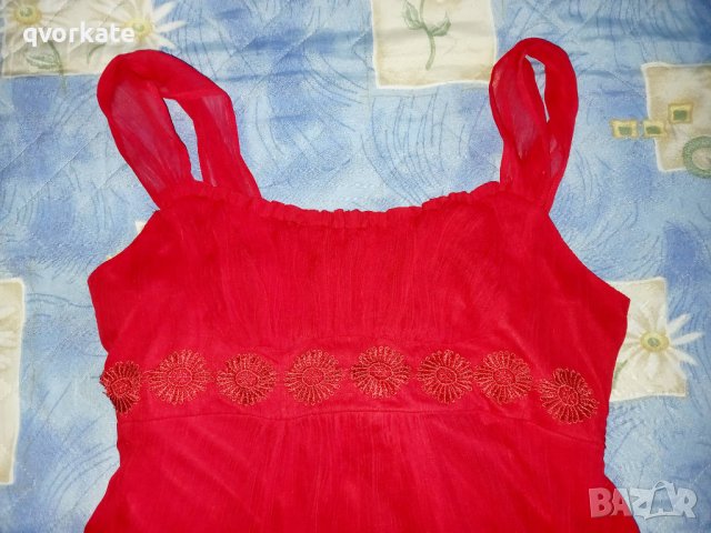 Червена рокля, снимка 2 - Рокли - 38495827