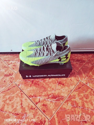 Футболни обувки/бутонки Under Armour - нови ОРИГИНАЛНИ  № 40 , снимка 2 - Футбол - 54171304