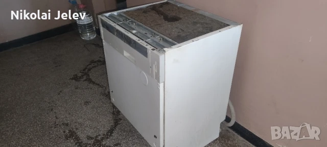 Съдомиялна Ariston 60 см за вграждане 