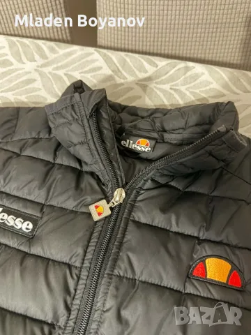 Елек Ellesse размер М, снимка 2 - Спортни дрехи, екипи - 56144243