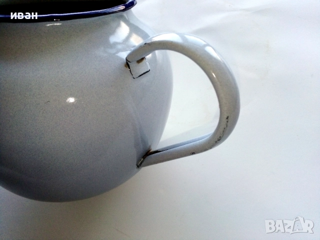 Стар,малък емайлиран чайник - 1975г., снимка 4 - Други ценни предмети - 52886312