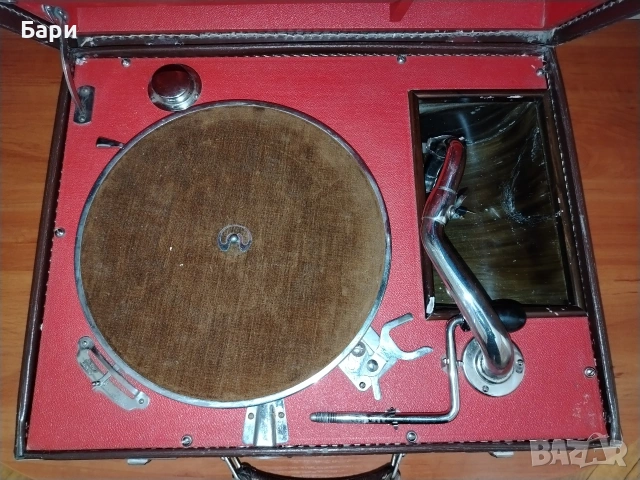 Стар преносим грамофон с манивела ELITE, снимка 7 - Колекции - 53028169