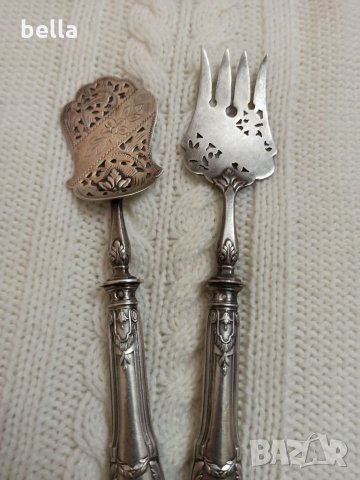 Сребърни антикварни прибори от Франция изцяло с орнаменти ,маркировка и при двата прибора Minerva,сн