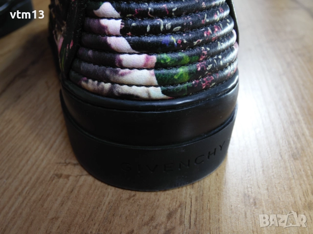 Givenchy Tyson Camouflage - 40 номер Оригинални!, снимка 6 - Други - 52826907