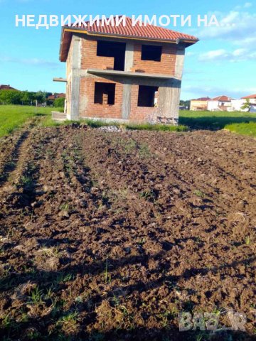 Самостоятелна къща 