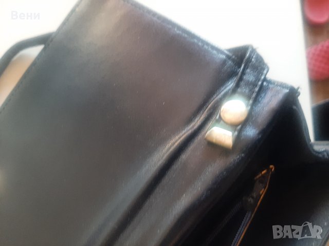Дамска чантичка със сваляща дръжка, снимка 2 - Чанти - 38359893