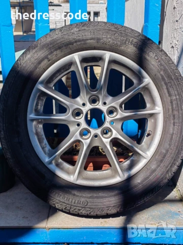 *ЛЕТНИ ГУМИ + 1бр джанта...BMW 525D/Skoda Felicia