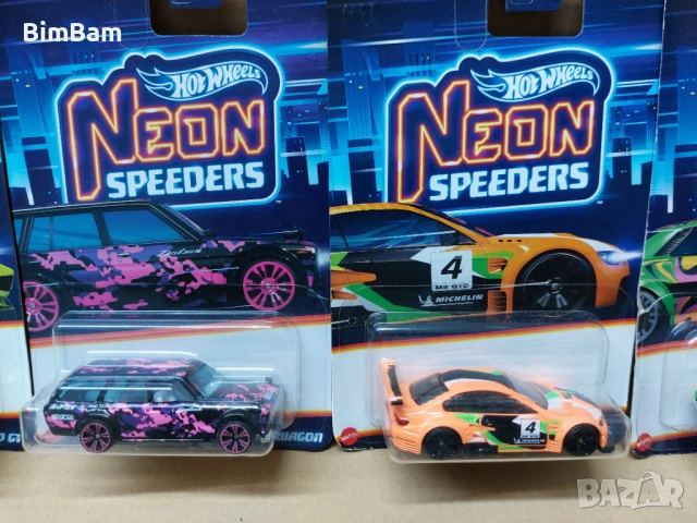 Колички Hot Wheels NEON SPEEDERS/ Хот Уилс - 7 модела / 011, снимка 4 - Коли, камиони, мотори, писти - 53146303