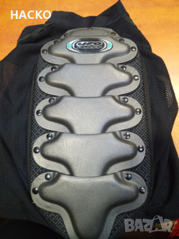 ПРОТЕКТОР ЗА ГРЪБ UFO PLAST Размер S Made in Italy, снимка 3 - Аксесоари и консумативи - 52296191