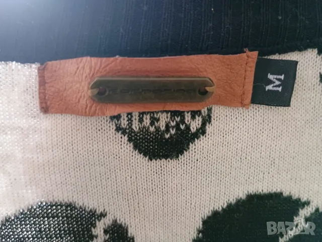 Оригинална маркова дамска жилетка в черно и бяло, снимка 2 - Якета - 49238776