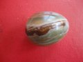 Яйце от полиран камък минерал , снимка 1 - Колекции - 40067602