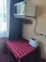 Дава се под наем обзаведен ,непреходен, двустаен апартамент, снимка 4