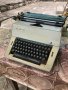 Стара пишешта машина, снимка 1 - Други ценни предмети - 37691984