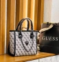 чанти guess , снимка 3