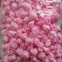 Рози от фоам-2см и 3см, снимка 5 - Изкуствени цветя - 42484247