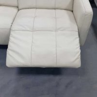 Кремав кожен ъглов диван "Marmount" с електрически релакс механизъм, снимка 5 - Дивани и мека мебел - 40271044