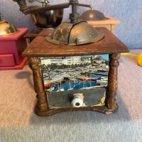 стара дървена мелничка за кафе 4, снимка 1 - Антикварни и старинни предмети - 42483962