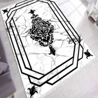 Черно-бял мокетен килим, 120х170см, снимка 1 - Килими - 40804676