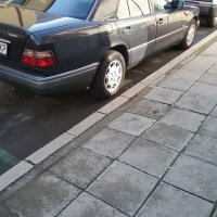 Продавам MERCEDES 124/ 200 E, снимка 4 - Автомобили и джипове - 31358917