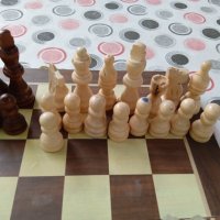 Немски шах дървена кутия,стъклени и дървени фигури, снимка 7 - Шах и табла - 37792878