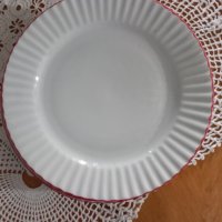 НОВИ 12 бр. порцеланови чинии , снимка 1 - Чинии - 38905198