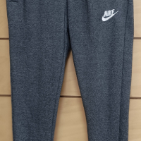 Nike-Много Запазено, снимка 1 - Спортни дрехи, екипи - 44549472