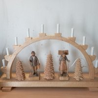 ръчно изработена арка с дървени статуетки/Франк Залцер/, снимка 1 - Статуетки - 40790903
