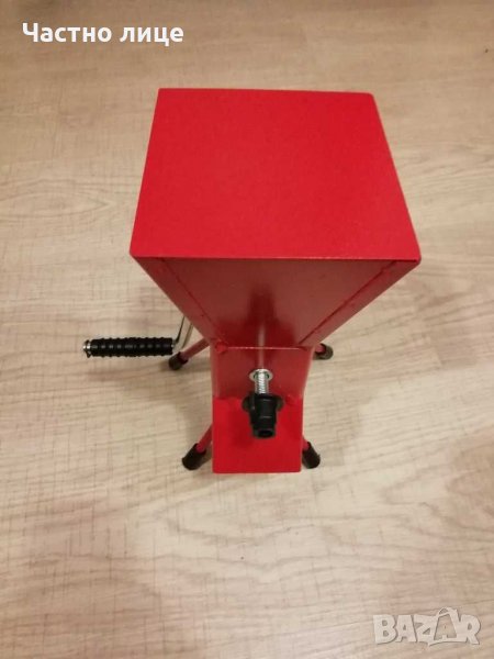 Орехотрошачка / Лешникотрошачка, снимка 1