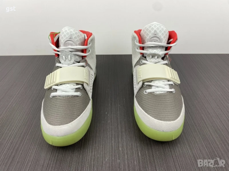 Изключително Редки Nike Air Yeezy 2 Platinum  Kanye West баскетболни маратонки кецове мъжки Светещи , снимка 1