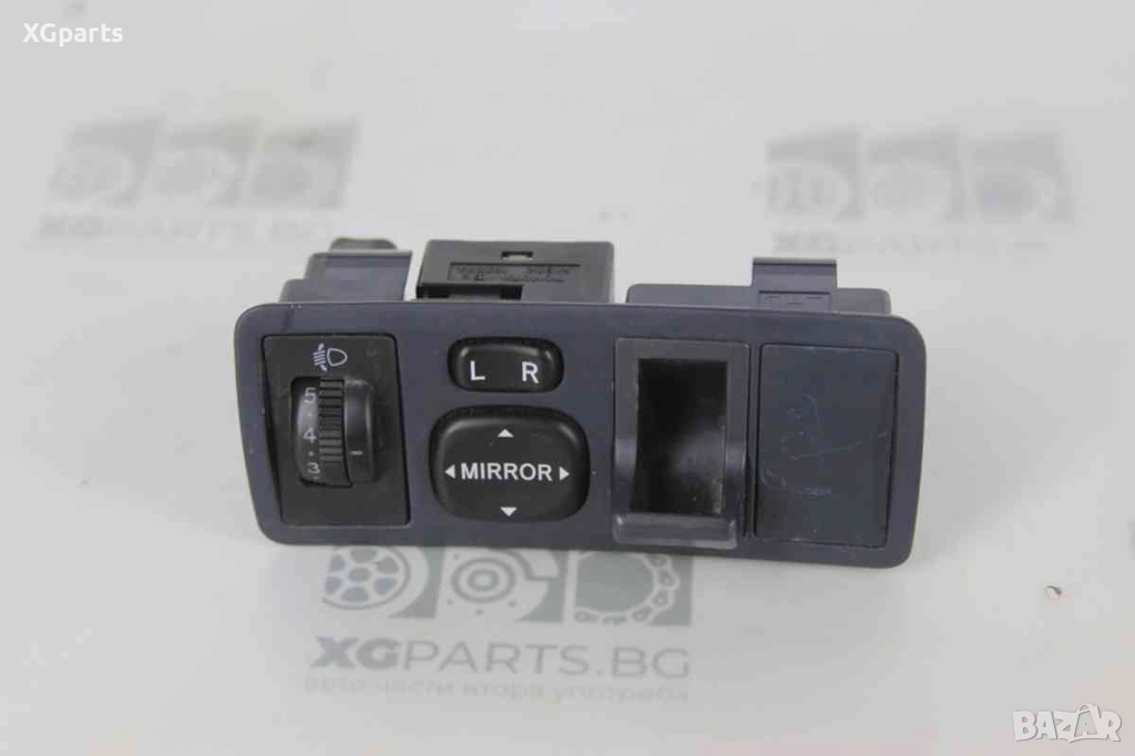 Бутон ел. огледала за Toyota Corolla E12 (2001-2007), снимка 1