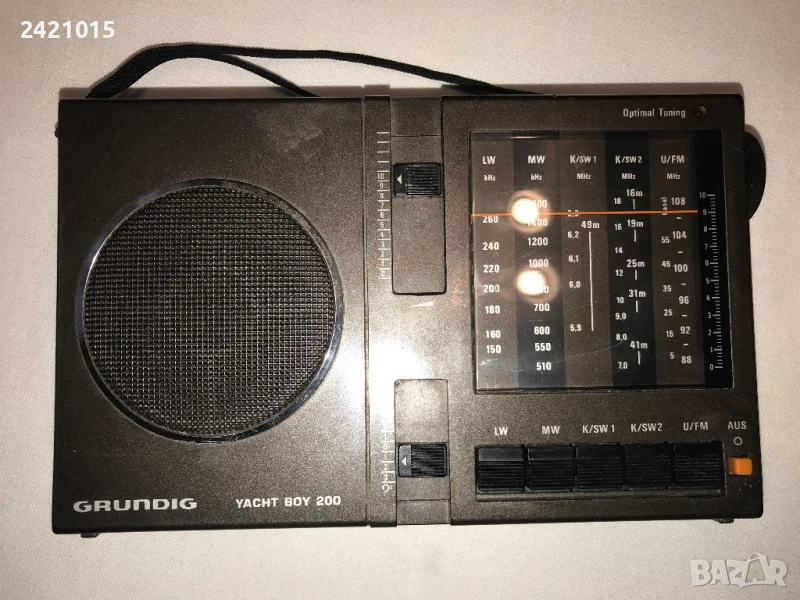 Радио Радиоприемник Grundig Yacht Boy 200, снимка 1