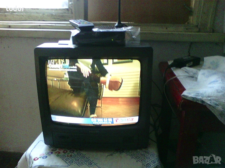 продавам телевизор със тунер стронг, снимка 1