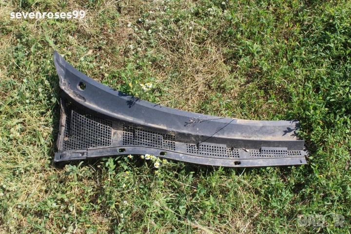 Кора под чистачки дясна Мазда 3 2008 2.3i 158hp Mazda 3 седан, снимка 1