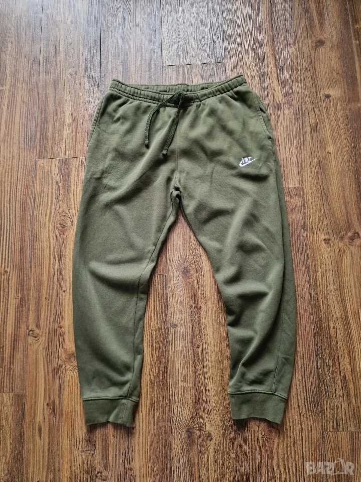 Страхотно мъжко спортно долнище NIKE размер L , снимка 1