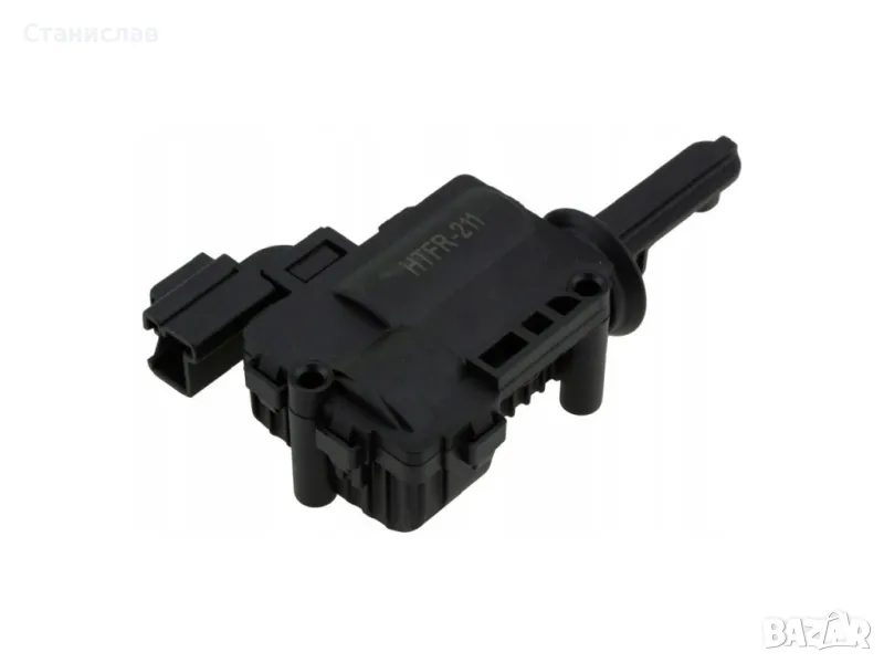 Ford Kuga Моторче за заключване на багажник, снимка 1