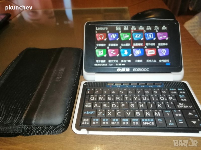 Instant-Dict ED-2100C: двупосочен преводач английски - китайски говорещ електронен речник, снимка 1