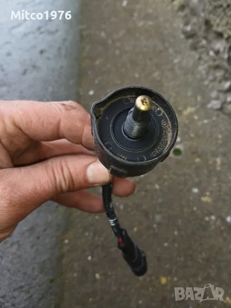Сензор за вода в горивен филтър Hundai Teracan, снимка 1