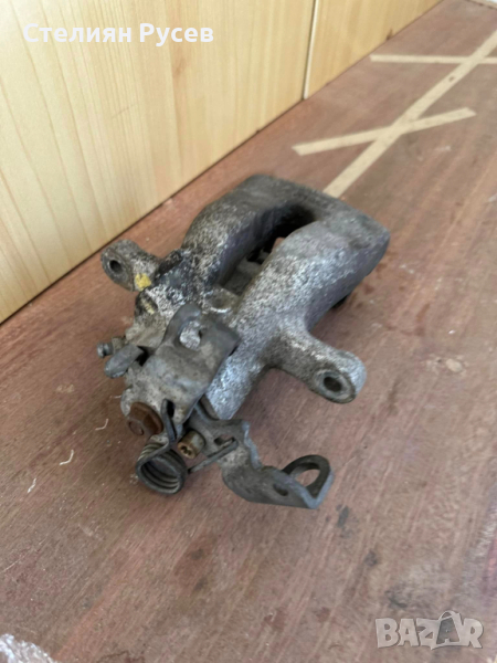 заден десен спирачен апарат за Opel Zafira B 2.2i 155к.с   -цена 40 лв само това имам друг части ням, снимка 1