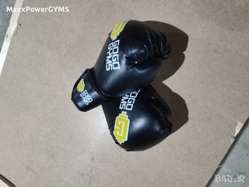 Чисто нови Боксови ръкавици 10 Oz - Boxing gloves черни и червени, снимка 1