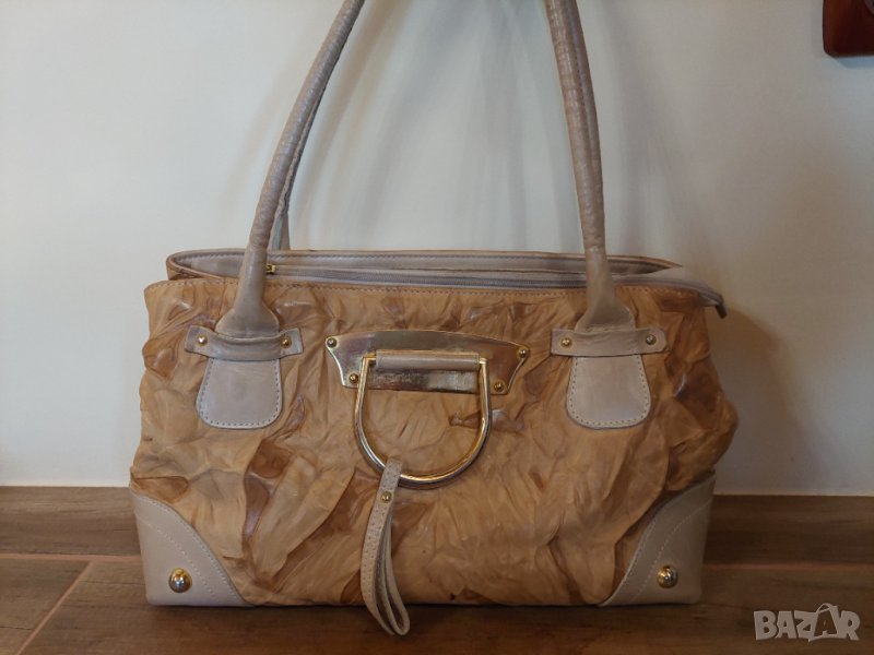 Елегантна дамска светлокафява кожена чанта, снимка 1