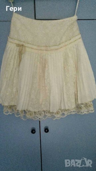 Страхотна бяла пола за повод, снимка 1