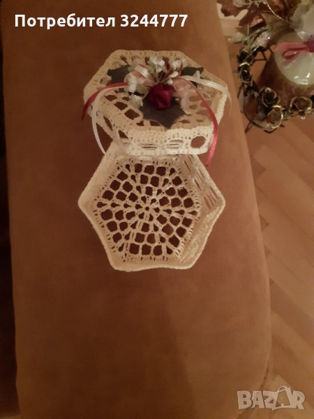Плетена украсена ретро кутийка за съхраняване на дребни предмети , снимка 1