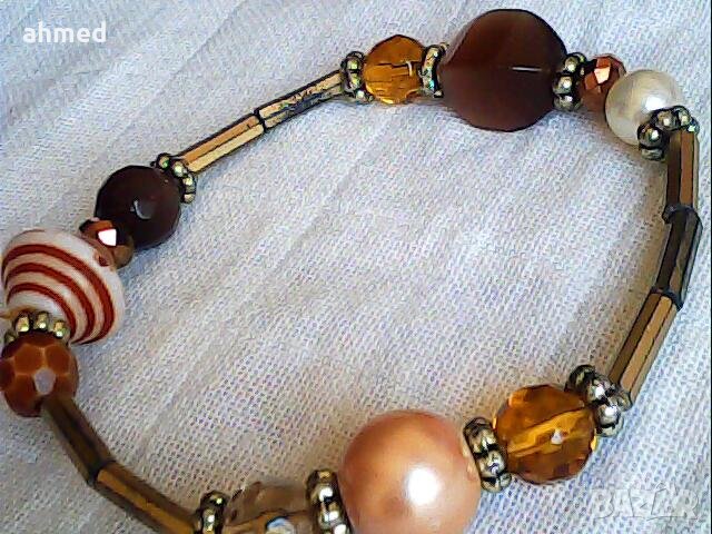 красива гривна от естествен камем котешко ок, снимка 1