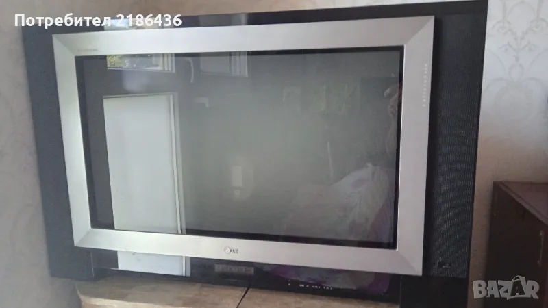 Телевизор LG Lafinion 82 W, снимка 1