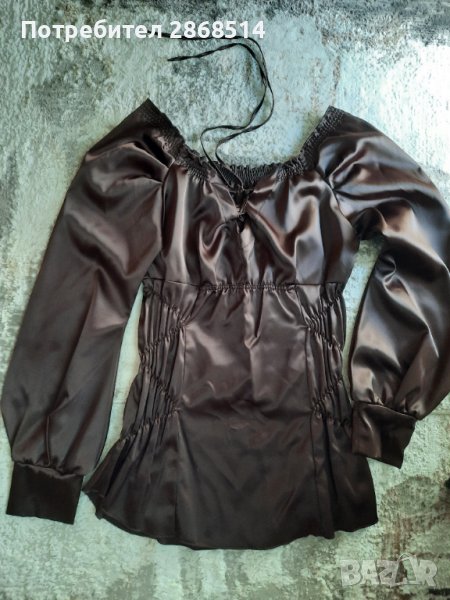Ефектна дамска риза от сатенирана материя, снимка 1