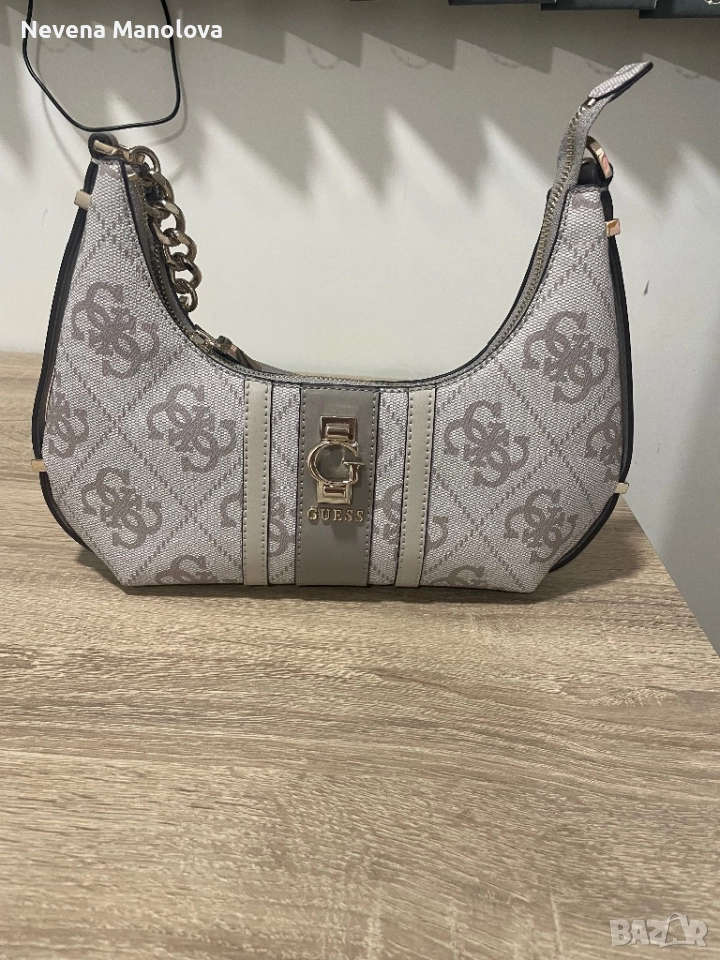 чанта Guess, снимка 1