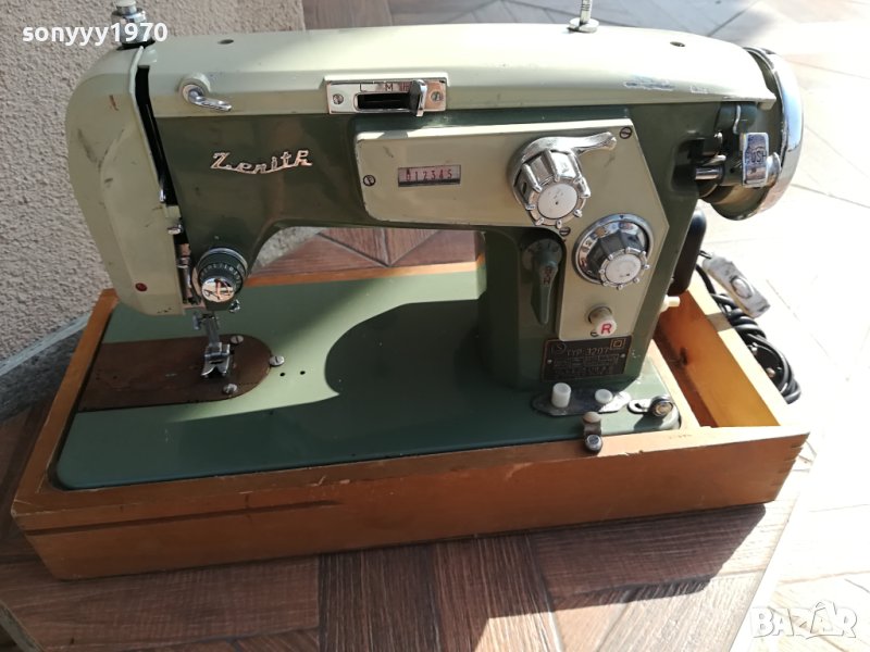 ШВЕДСКА ШЕВНА МАШИНА С МОТОР 2409231310LNV, снимка 1