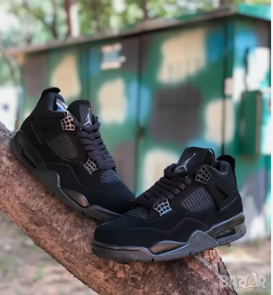 Air Jordan 4 “Black Cat” 2020 Retro номер 42 оригинални маратонки , снимка 1