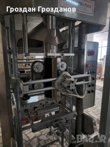 Вертикална пакетираща машина (VFFS) – реновирана, отлично състояние, снимка 5 - Индустриална техника - 52997481