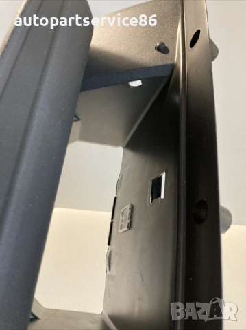 Бардачка черна за Volvo C70 2.4 Бензин (2008) 39871862, снимка 3 - Части - 54028817